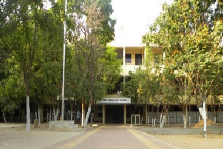 https://cache.careers360.mobi/media/colleges/social-media/media-gallery/26739/2019/11/7/Campus view of Government First Grade College KR Puram_Campus-View.jpg